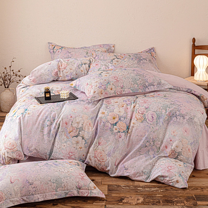 91家纺网 家纺一手货源 找家纺 棉生活家纺 2025秋冬新款长绒棉纯棉数码印花陶瓷磨毛四件套 兮涯 紫