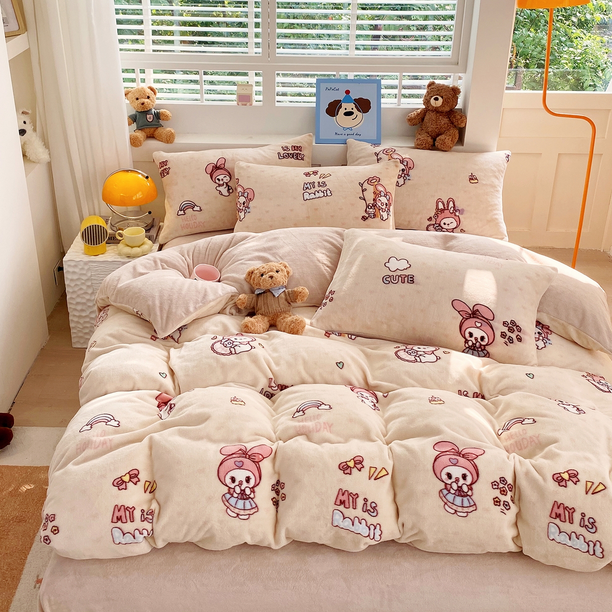 91家纺网 家纺一手货源 找家纺 悦织湾家纺 2025新款高克重牛奶绒印花四件套床单床笠轻奢时尚床上用品三四件套被套 美乐蒂