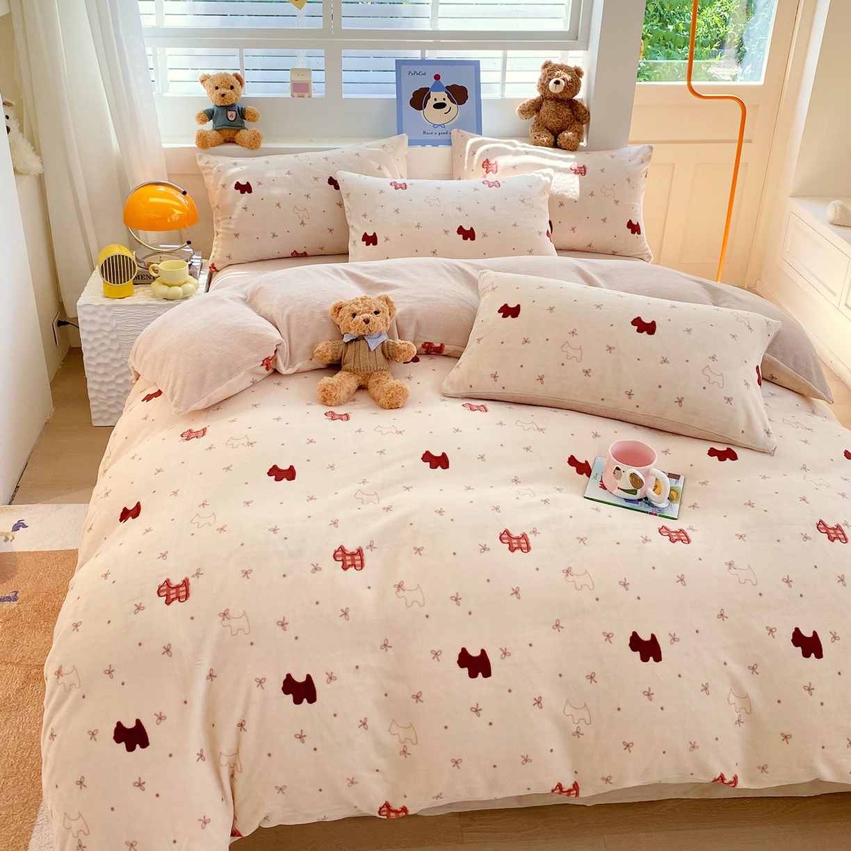 91家纺网 家纺一手货源 找家纺 悦织湾家纺 2025新款高克重牛奶绒印花四件套床单床笠轻奢时尚床上用品三四件套被套 奶油小狗