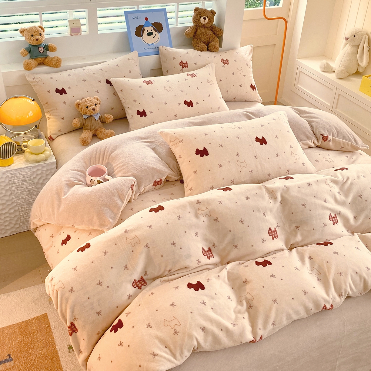 91家纺网 家纺一手货源 找家纺 悦织湾家纺 2025新款高克重牛奶绒印花四件套床单床笠轻奢时尚床上用品三四件套被套 奶油小狗