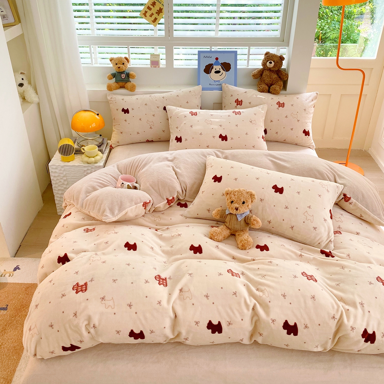 91家纺网 家纺一手货源 找家纺 悦织湾家纺 2025新款高克重牛奶绒印花四件套床单床笠轻奢时尚床上用品三四件套被套 奶油小狗