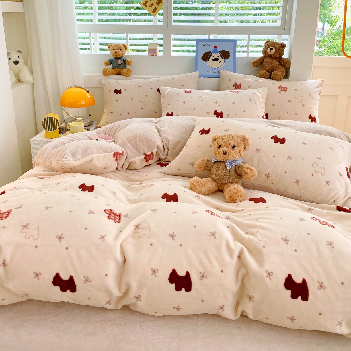 91家纺网 家纺一手货源 找家纺 悦织湾家纺 2025新款高克重牛奶绒印花四件套床单床笠轻奢时尚床上用品三四件套被套 奶油小狗