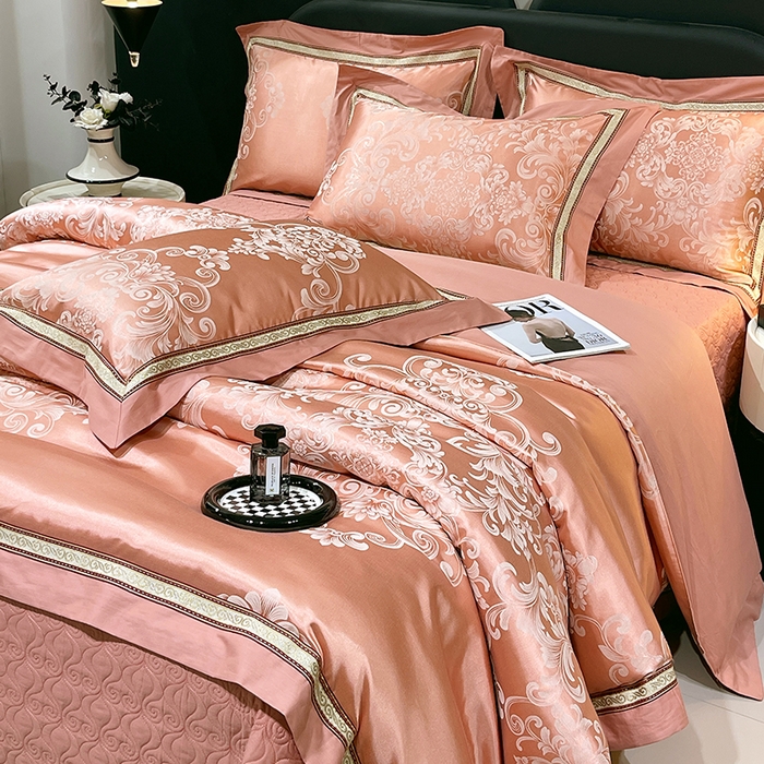 91家纺网 家纺一手货源 找家纺 小时代家纺 2025新款纯棉贡缎提花夹棉床盖四件套 查尔斯-血牙