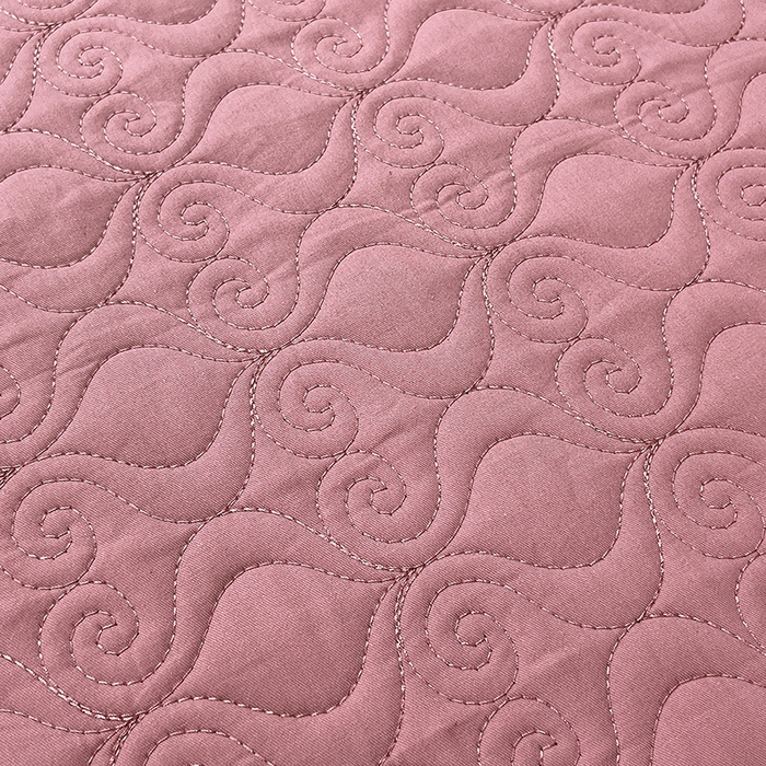 91家纺网 家纺一手货源 找家纺 小时代家纺 2025新款纯棉贡缎提花夹棉床盖四件套 豪华经典-豆沙