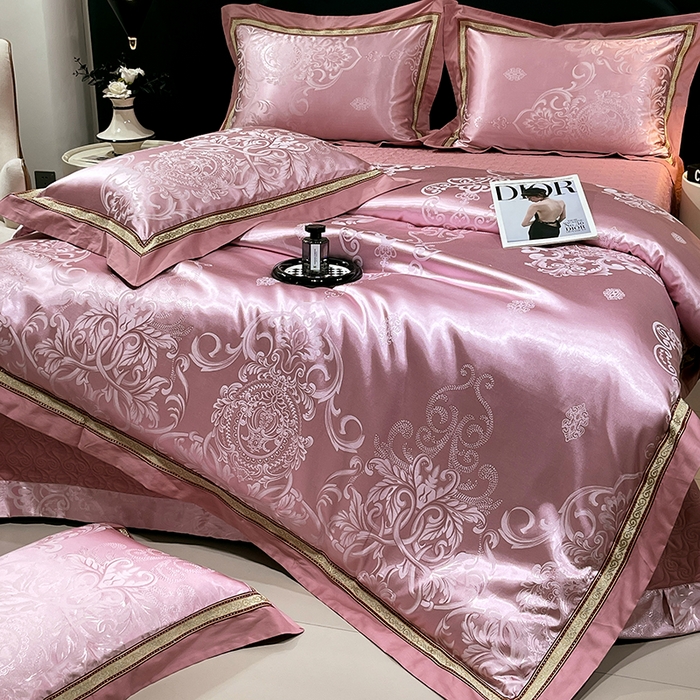 91家纺网 家纺一手货源 找家纺 小时代家纺 2025新款纯棉贡缎提花夹棉床盖四件套 豪华经典-豆沙