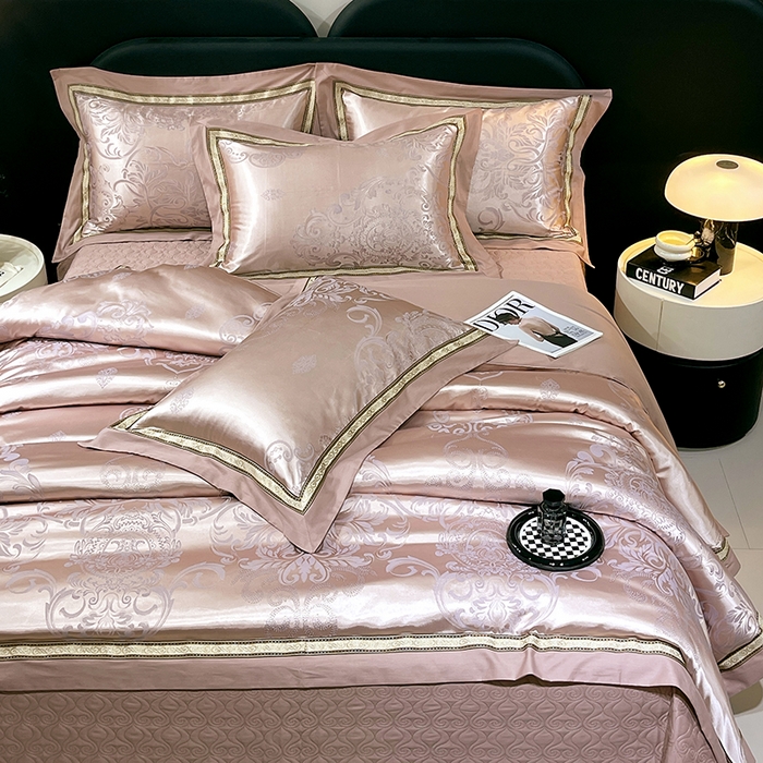 91家纺网 家纺一手货源 找家纺 小时代家纺 2025新款纯棉贡缎提花夹棉床盖四件套 豪华经典-灰金