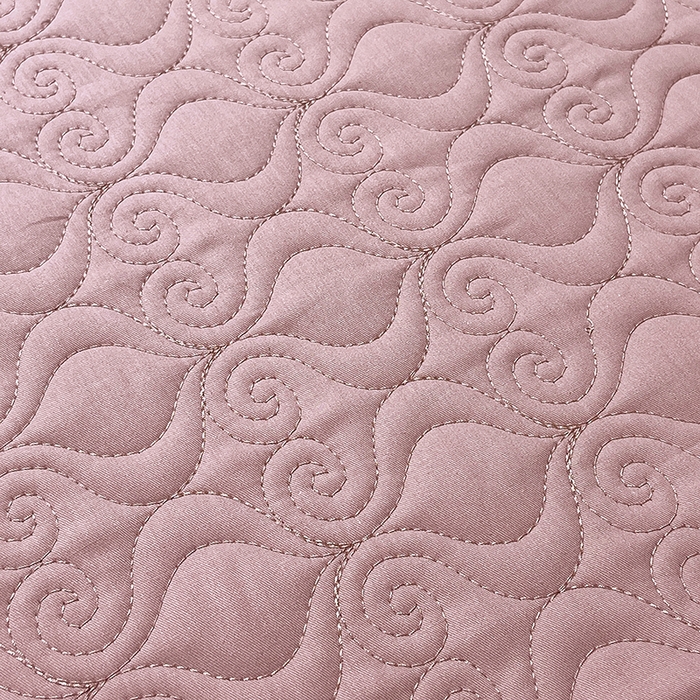 91家纺网 家纺一手货源 找家纺 小时代家纺 2025新款纯棉贡缎提花夹棉床盖四件套 华贵佳人-银粉