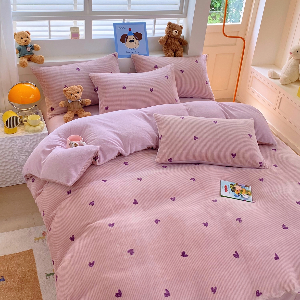 91家纺网 家纺一手货源 找家纺 悦织湾家纺 2025新款高克重牛奶绒印花四件套床单床笠轻奢时尚床上用品三四件套被套 条纹爱心