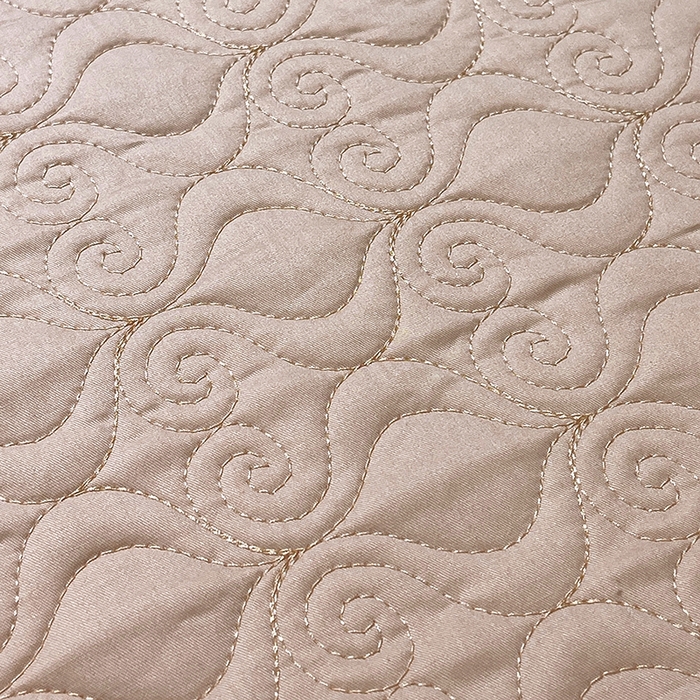 91家纺网 家纺一手货源 找家纺 小时代家纺 2025新款纯棉贡缎提花夹棉床盖四件套 简尚风姿