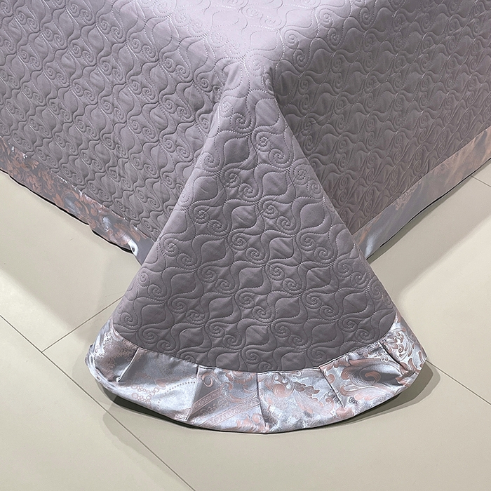 91家纺网 家纺一手货源 找家纺 小时代家纺 2025新款纯棉贡缎提花夹棉床盖四件套 欧式风情