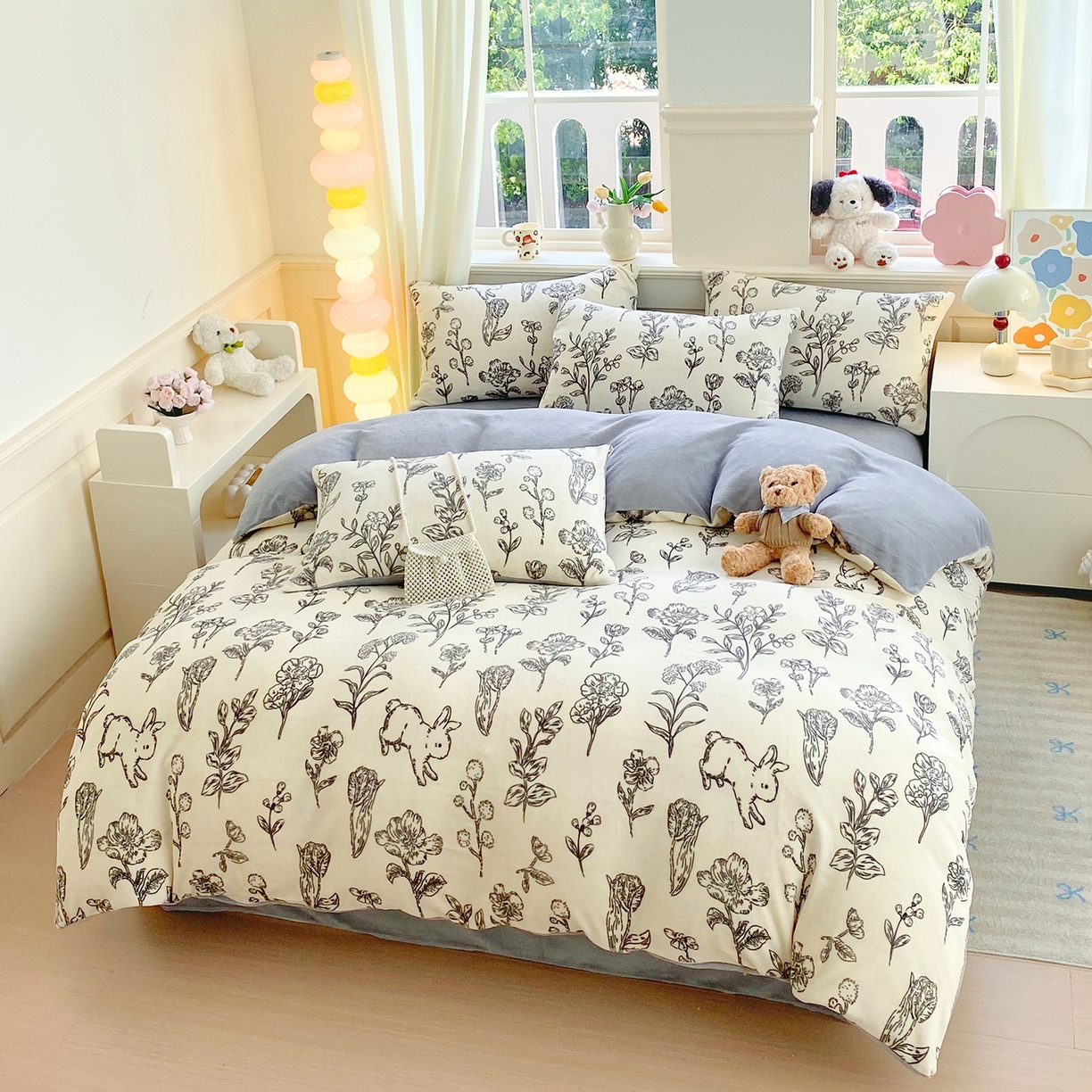 91家纺网 家纺一手货源 找家纺 悦织湾家纺 2025新款高克重牛奶绒印花四件套床单床笠轻奢时尚床上用品三四件套被套 兔斯基