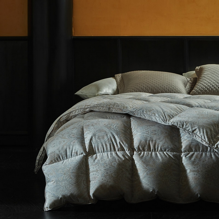 91家纺网 家纺一手货源 找家纺 暖羽屋羽绒馆 2025新款罗斯空间鹅绒丝被子95白鹅绒丝被芯双人婚庆冬被春秋被子被芯 D梦清荷