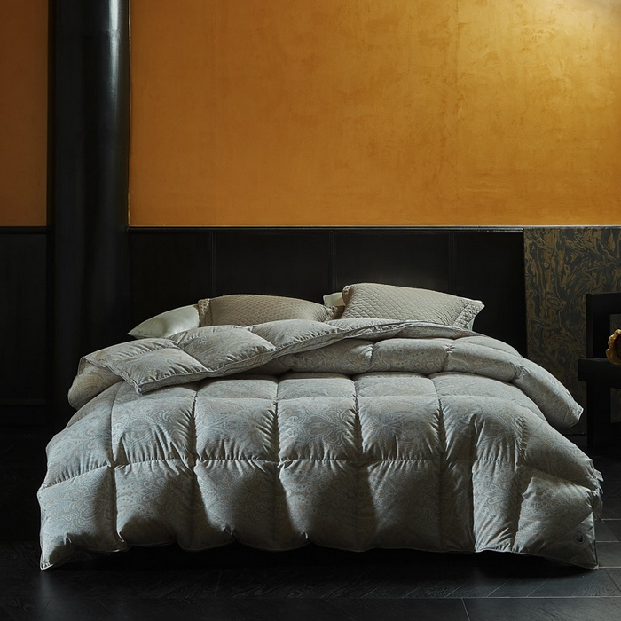 91家纺网 家纺一手货源 找家纺 暖羽屋羽绒馆 2025新款罗斯空间鹅绒丝被子95白鹅绒丝被芯双人婚庆冬被春秋被子被芯 D梦清荷