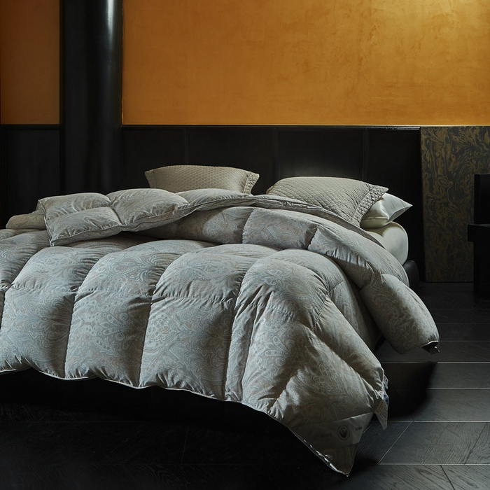 91家纺网 家纺一手货源 找家纺 暖羽屋羽绒馆 2025新款罗斯空间鹅绒丝被子95白鹅绒丝被芯双人婚庆冬被春秋被子被芯 D梦清荷