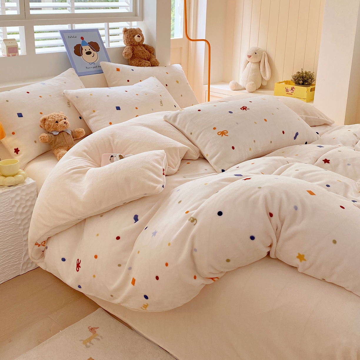 91家纺网 家纺一手货源 找家纺 悦织湾家纺 2025新款高克重牛奶绒印花四件套床单床笠轻奢时尚床上用品三四件套被套 五彩斑斓