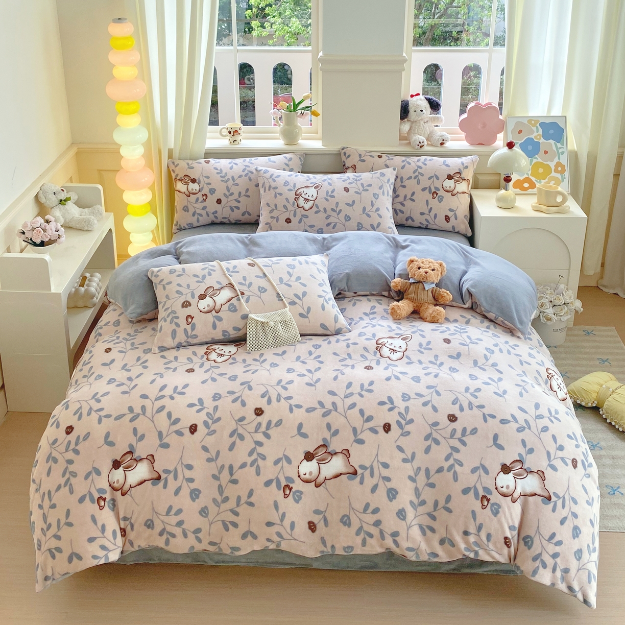 悦织湾家纺 2025新款高克重牛奶绒印花四件套床单床笠轻奢时尚床上用品三四件套被套 叶子萌兔