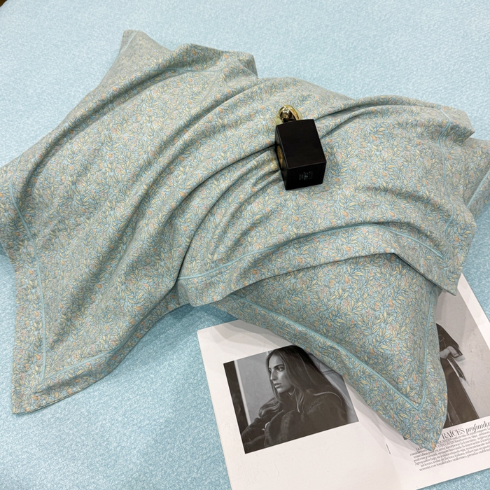 91家纺网 家纺一手货源 找家纺 凌鼎 2025新款100%全棉磨毛四件套数码印花加厚纯棉磨毛四件套如漫蓝