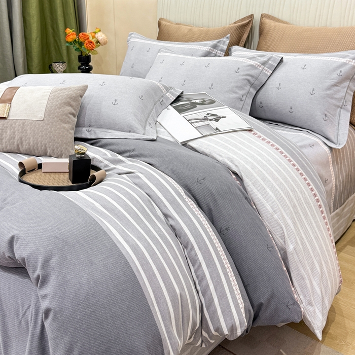 91家纺网 家纺一手货源 找家纺 凌鼎 2025新款100%全棉磨毛四件套数码印花加厚纯棉磨毛四件套西雅图灰