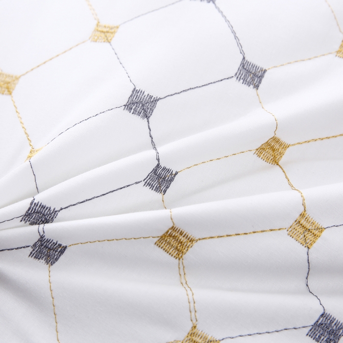 91家纺网 家纺一手货源 找家纺 （总）锦鲤枕芯 2025新款满天星刺绣绗枕枕头枕芯