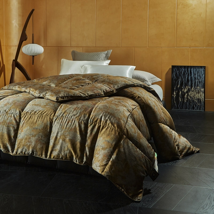 91家纺网 家纺一手货源 找家纺 暖羽屋羽绒馆 2025新款水墨羽绒被子95白鹅绒丝被芯古典中国风加厚羽毛被冬被春秋被子被芯 X 枫林晚