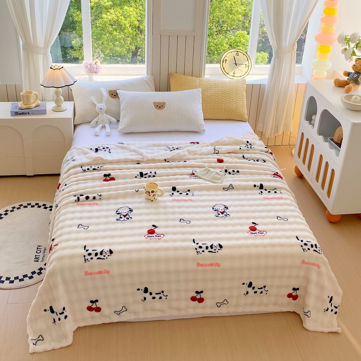 91家纺网 家纺一手货源 找家纺 悦织湾家纺 2025新款炫彩仿兔毛绒泡泡绒牛奶绒法兰绒毛毯休闲毯沙发盖毯跨境外贸出口专供 波点萌狗