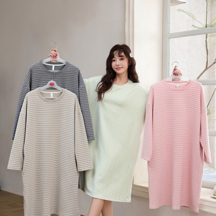 91家纺网 家纺一手货源 找家纺 （总）洛兰沙家居馆 只代发德绒加厚300克春秋新款女款套头居家睡裙休闲宽松家居服