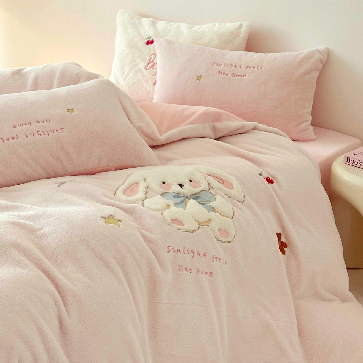 91家纺网 家纺一手货源 找家纺 （总）色鬼布艺高端家居主号 2025新款兔毛绒牛奶绒四件套系列