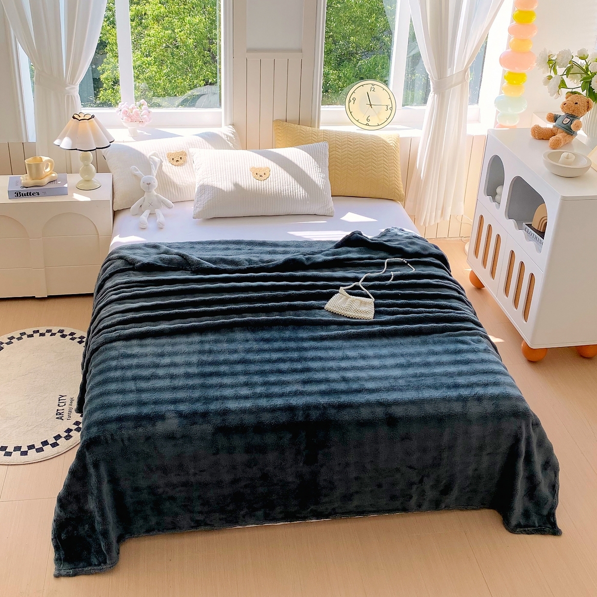 91家纺网 家纺一手货源 找家纺 悦织湾家纺 2025新款炫彩仿兔毛绒泡泡绒牛奶绒法兰绒毛毯休闲毯沙发盖毯跨境外贸出口专供 高级灰