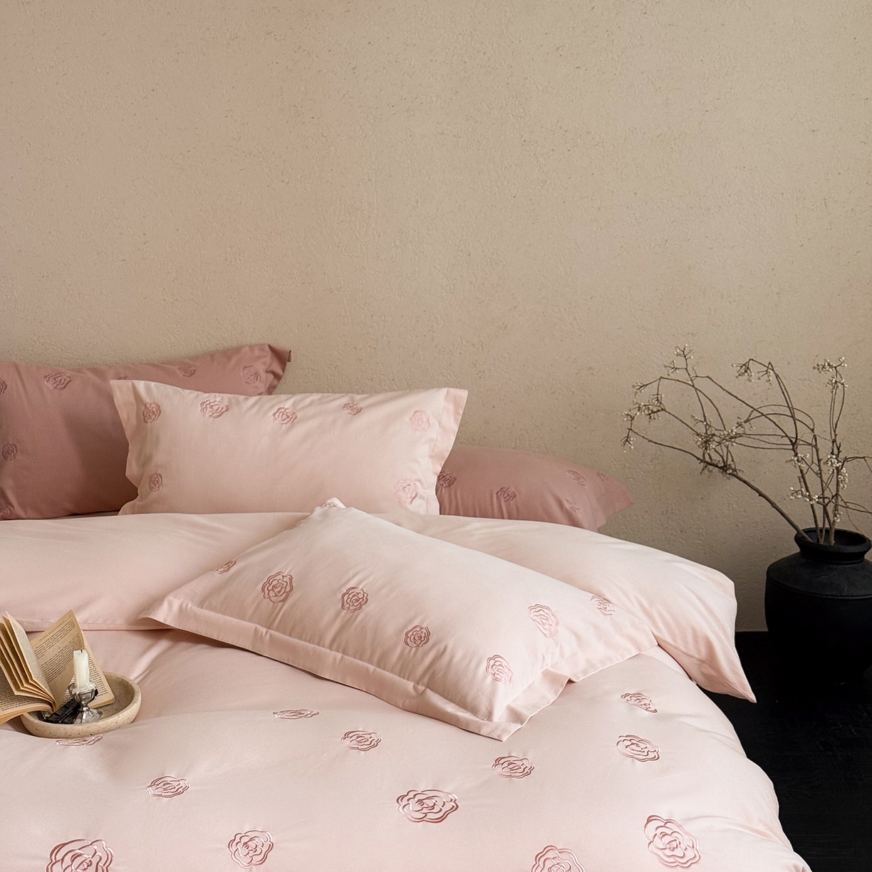 91家纺网 家纺一手货源 找家纺 （总）佳汐蓝家纺 2025新款全棉百支暖绒磨毛四件套-伊瓦尔