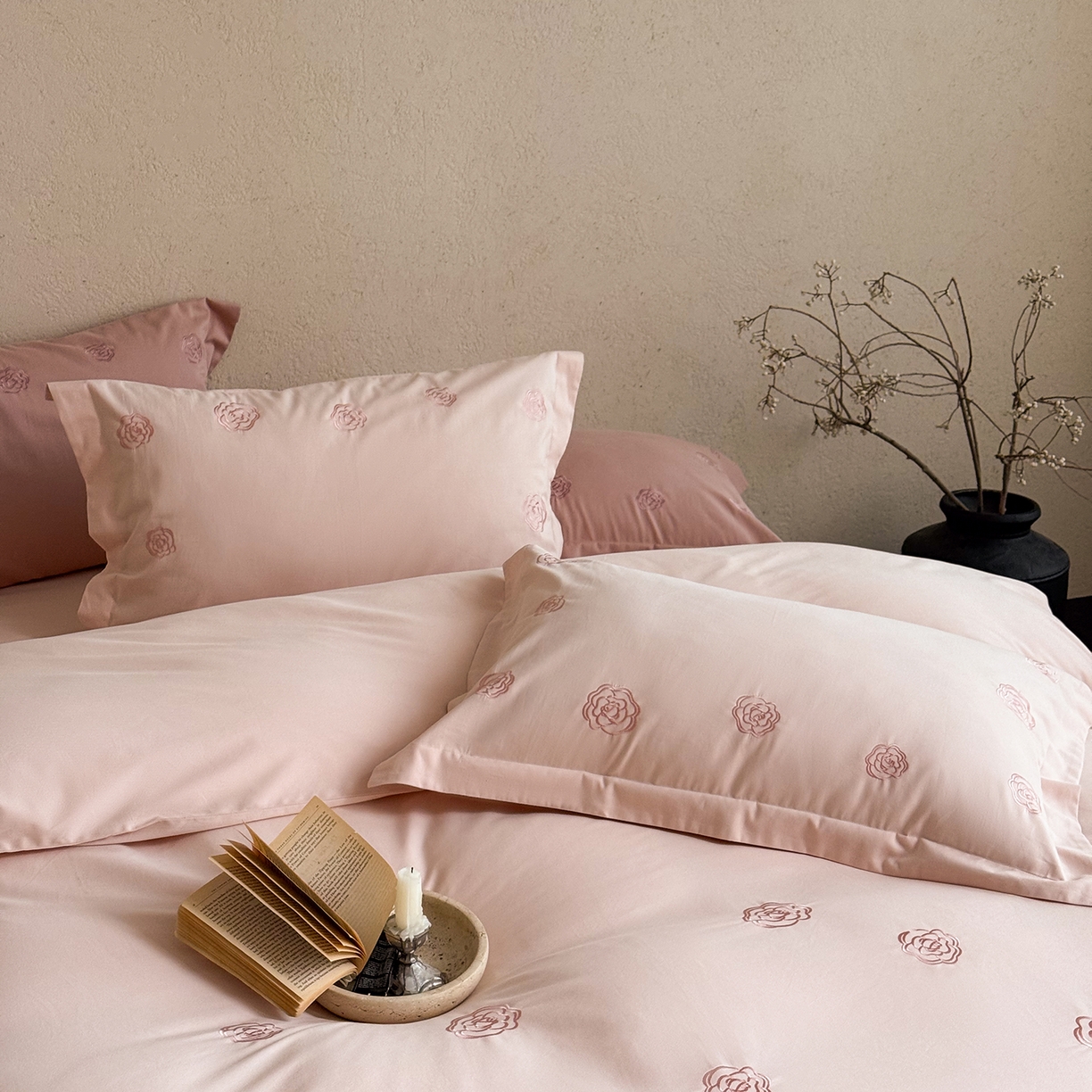 91家纺网 家纺一手货源 找家纺 （总）佳汐蓝家纺 2025新款全棉百支暖绒磨毛四件套-伊瓦尔