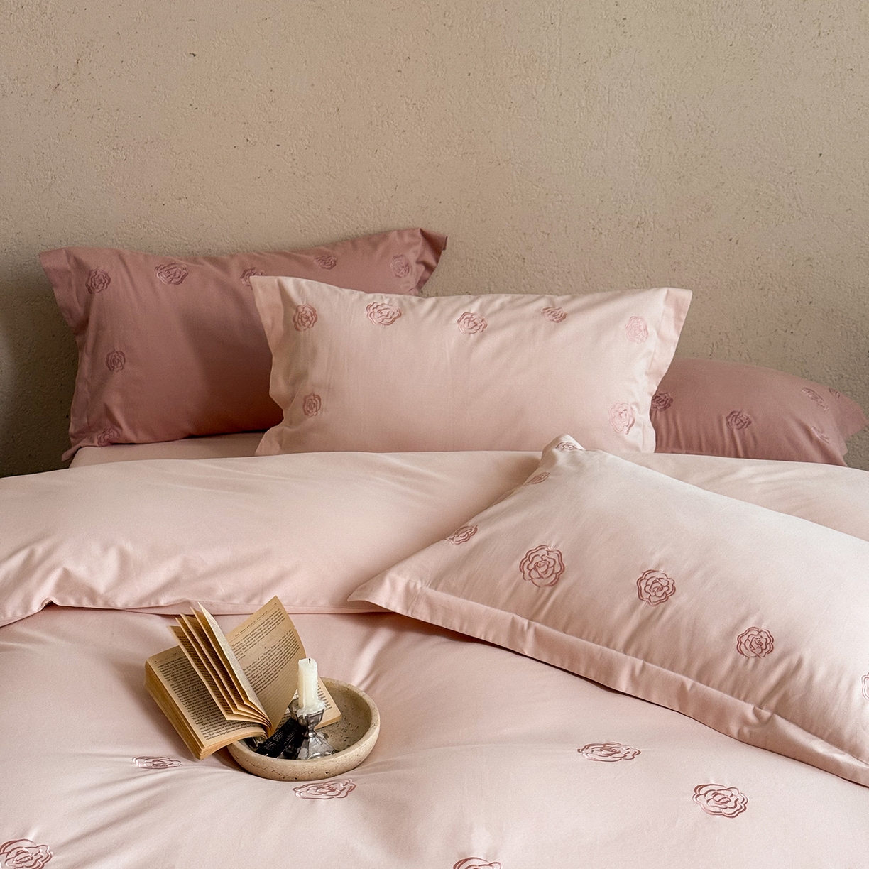 91家纺网 家纺一手货源 找家纺 （总）佳汐蓝家纺 2025新款全棉百支暖绒磨毛四件套-伊瓦尔