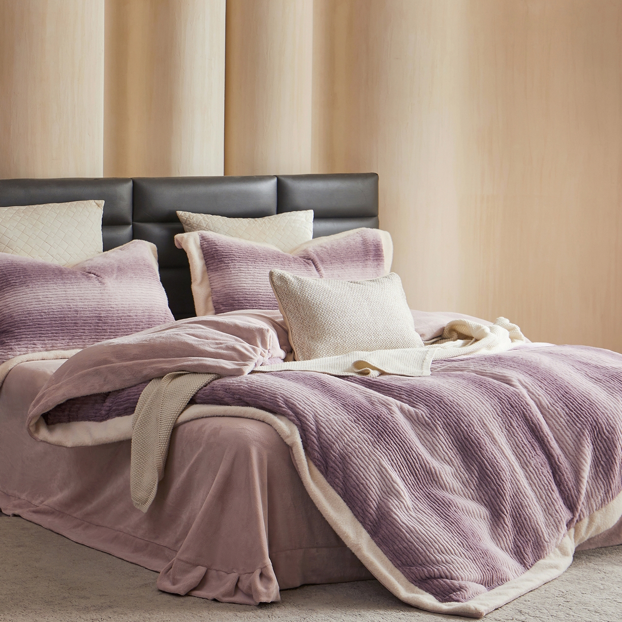 91家纺网 家纺一手货源 找家纺 佳汐蓝家纺 2025新款仿狐绒牛奶绒四件套-柔如系列 霞光紫