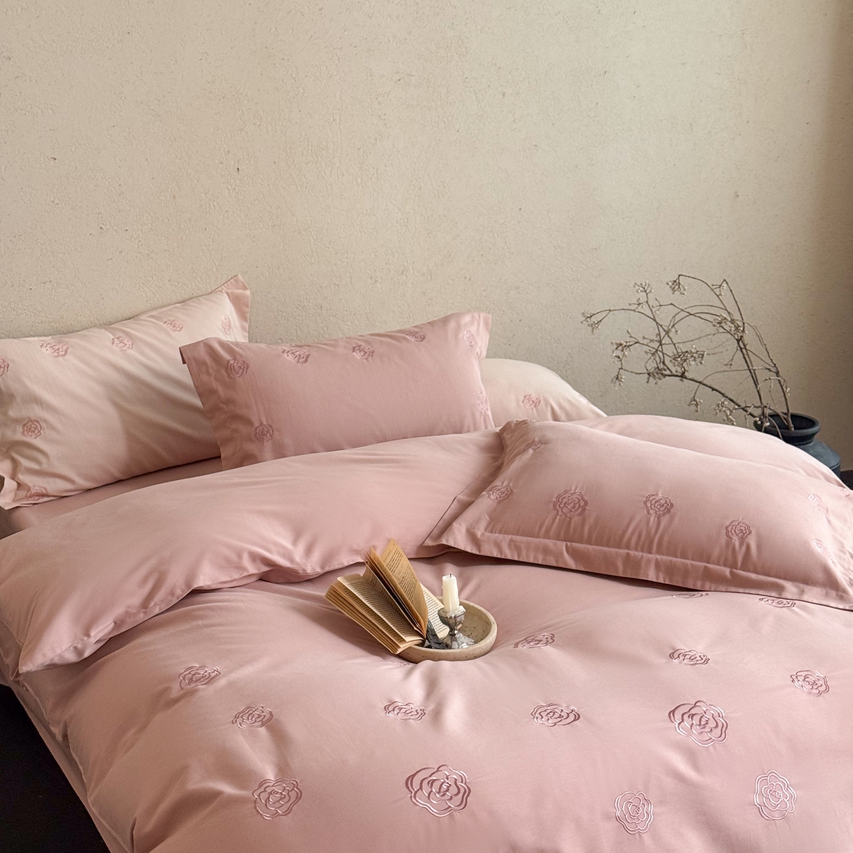 91家纺网 家纺一手货源 找家纺 佳汐蓝家纺 2025新款全棉百支暖绒磨毛四件套-伊瓦尔 伊瓦尔 浆果