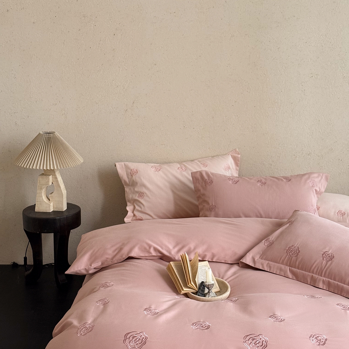 91家纺网 家纺一手货源 找家纺 佳汐蓝家纺 2025新款全棉百支暖绒磨毛四件套-伊瓦尔 伊瓦尔 浆果