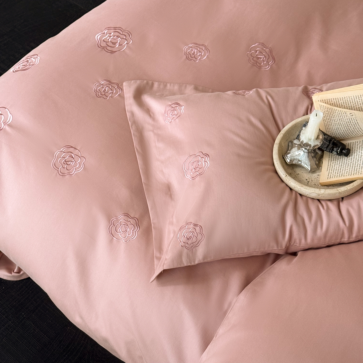 91家纺网 家纺一手货源 找家纺 佳汐蓝家纺 2025新款全棉百支暖绒磨毛四件套-伊瓦尔 伊瓦尔 浆果