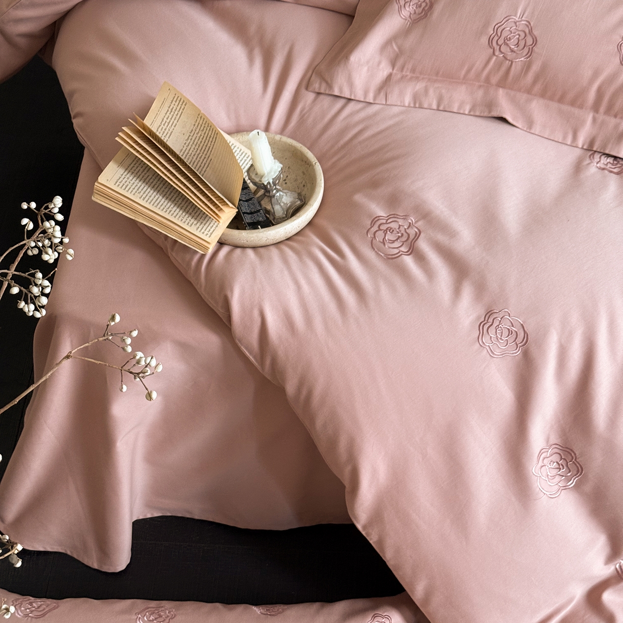 91家纺网 家纺一手货源 找家纺 佳汐蓝家纺 2025新款全棉百支暖绒磨毛四件套-伊瓦尔 伊瓦尔 浆果