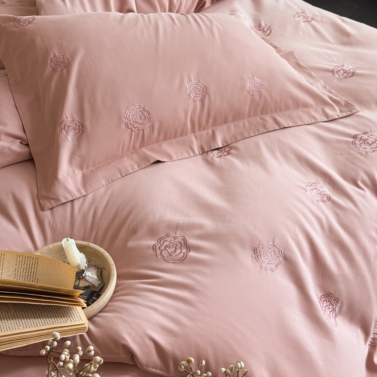 91家纺网 家纺一手货源 找家纺 佳汐蓝家纺 2025新款全棉百支暖绒磨毛四件套-伊瓦尔 伊瓦尔 浆果