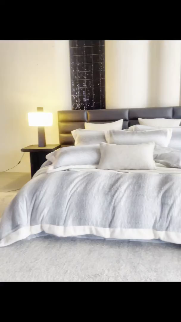 91家纺网 家纺一手货源 找家纺 佳汐蓝家纺 2025新款仿狐绒牛奶绒四件套-柔如系列 烟幕灰