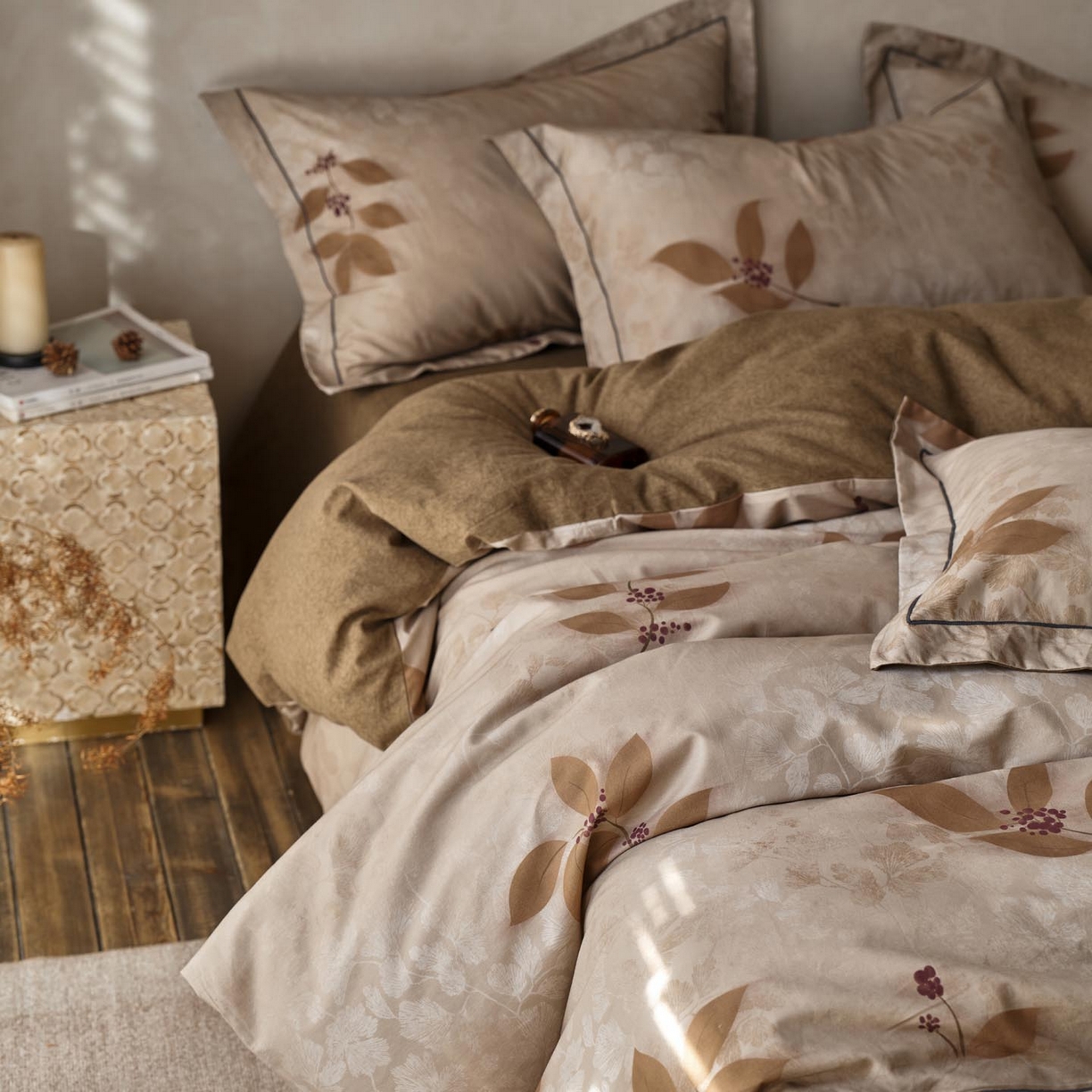 91家纺网 家纺一手货源 找家纺 涵宸家纺 2025新款全棉磨毛印花四件套-奥罗 观云