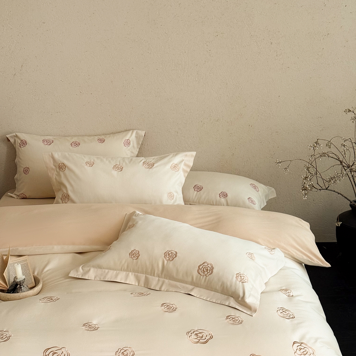 91家纺网 家纺一手货源 找家纺 佳汐蓝家纺 2025新款全棉百支暖绒磨毛四件套-伊瓦尔 伊瓦尔 奶芙卡其