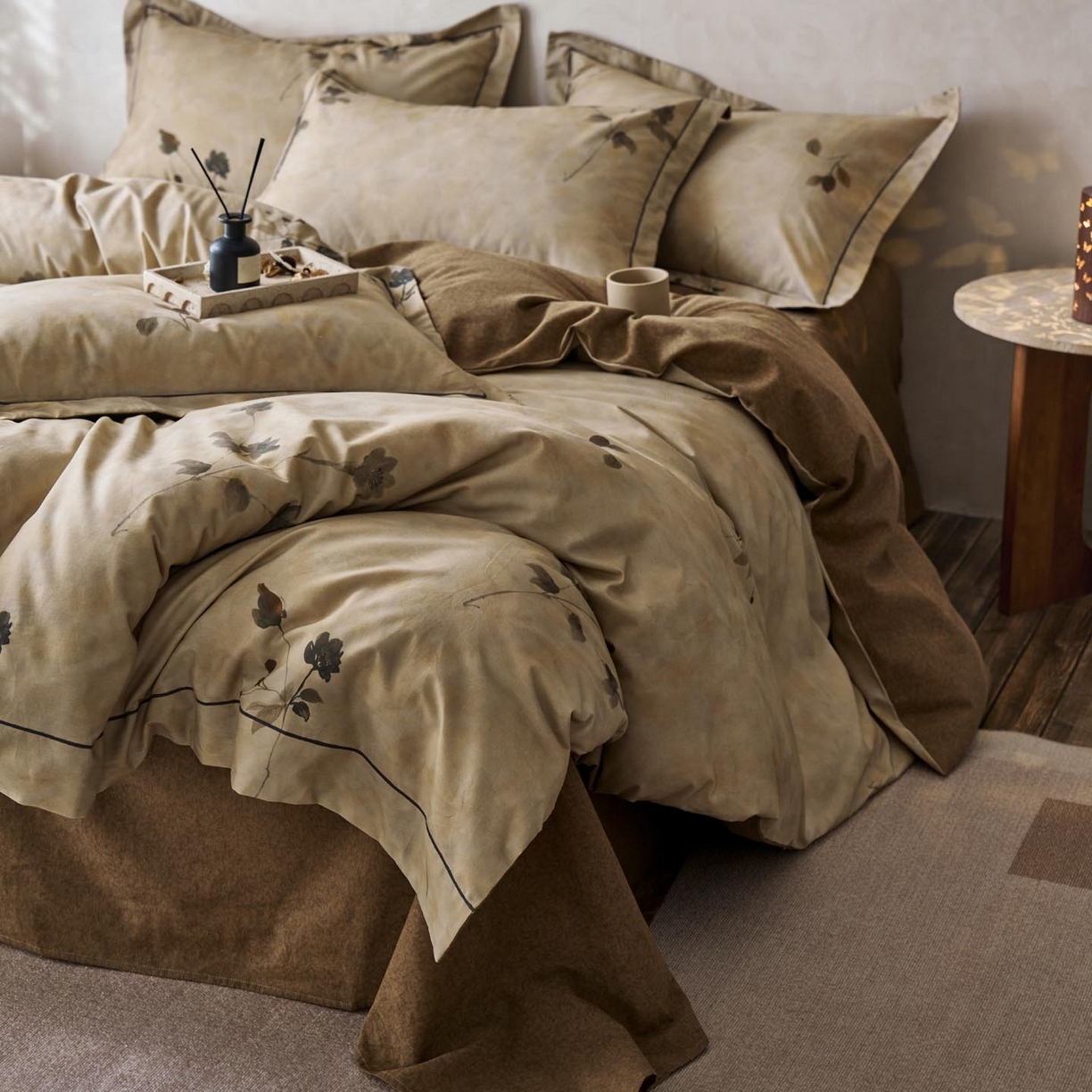 91家纺网 家纺一手货源 找家纺 涵宸家纺 2025新款全棉磨毛印花四件套-奥罗 浅影