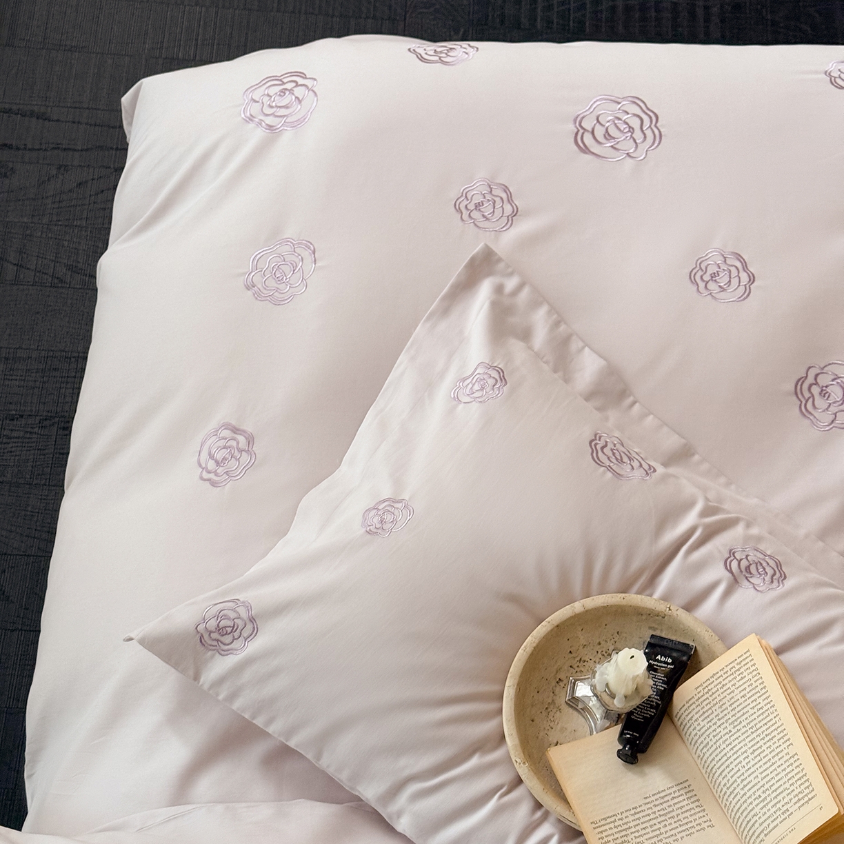 91家纺网 家纺一手货源 找家纺 佳汐蓝家纺 2025新款全棉百支暖绒磨毛四件套-伊瓦尔 伊瓦尔 紫