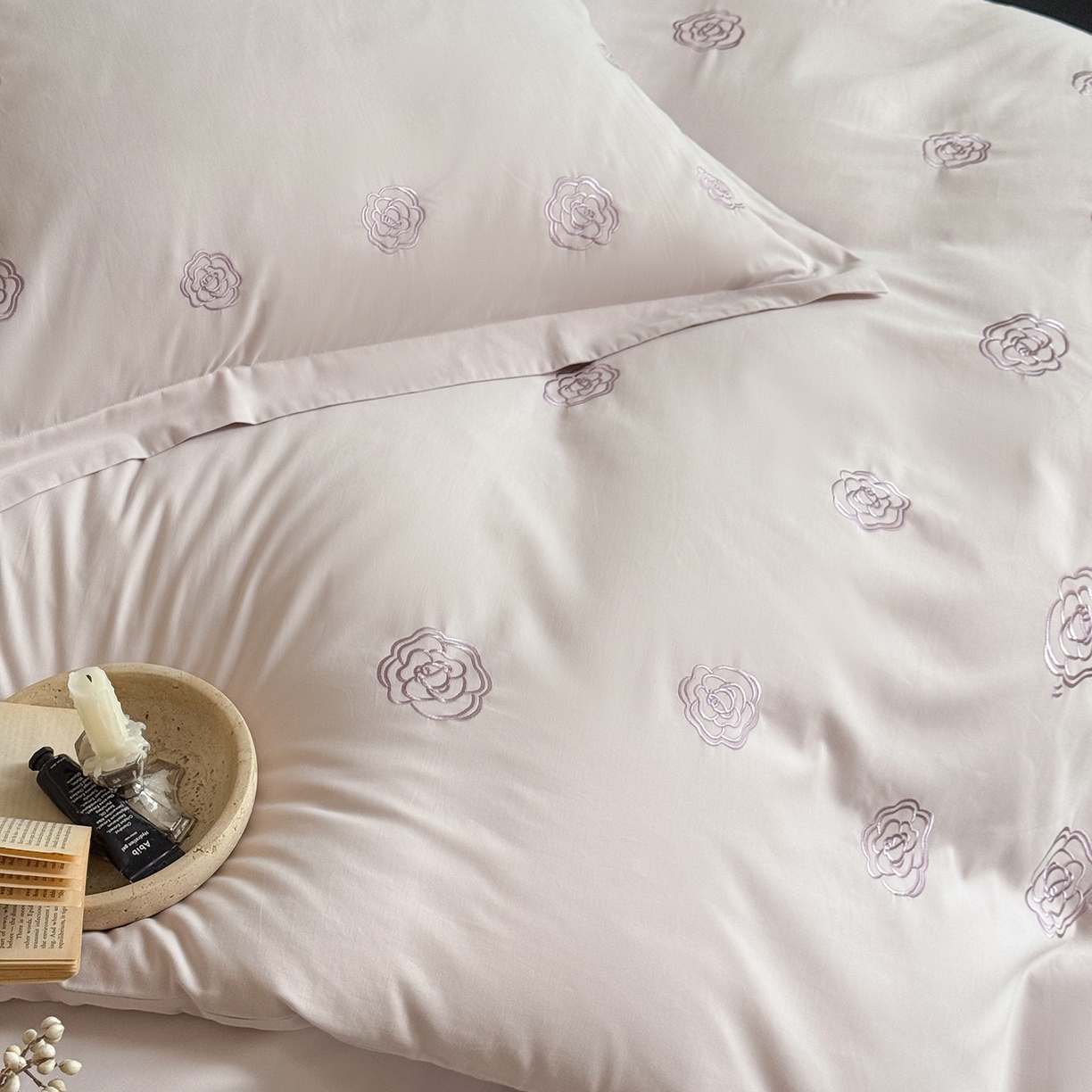 91家纺网 家纺一手货源 找家纺 佳汐蓝家纺 2025新款全棉百支暖绒磨毛四件套-伊瓦尔 伊瓦尔 紫