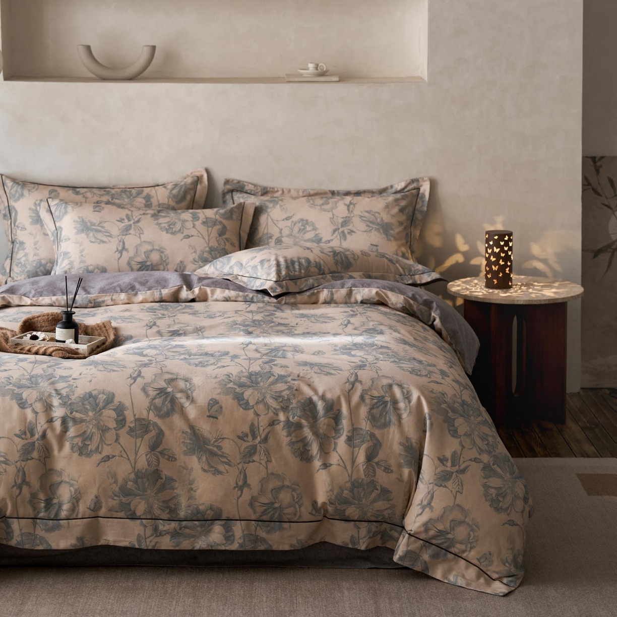 91家纺网 家纺一手货源 找家纺 涵宸家纺 2025新款全棉磨毛印花四件套-奥罗 听风-绿