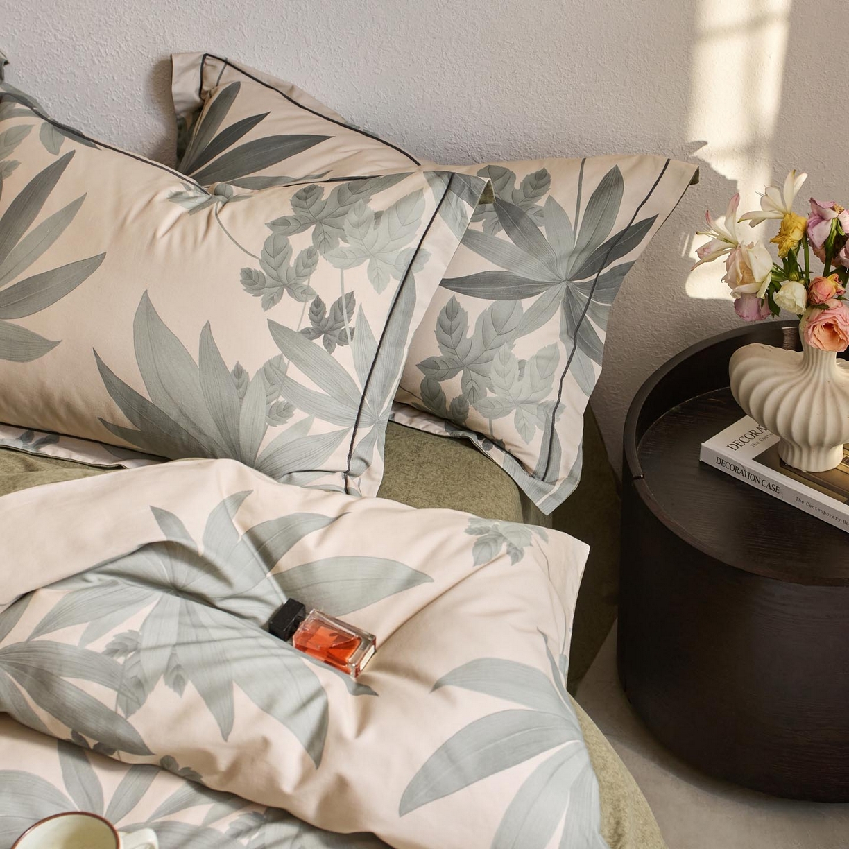 91家纺网 家纺一手货源 找家纺 涵宸家纺 2025新款全棉磨毛印花四件套-奥罗 雨霖