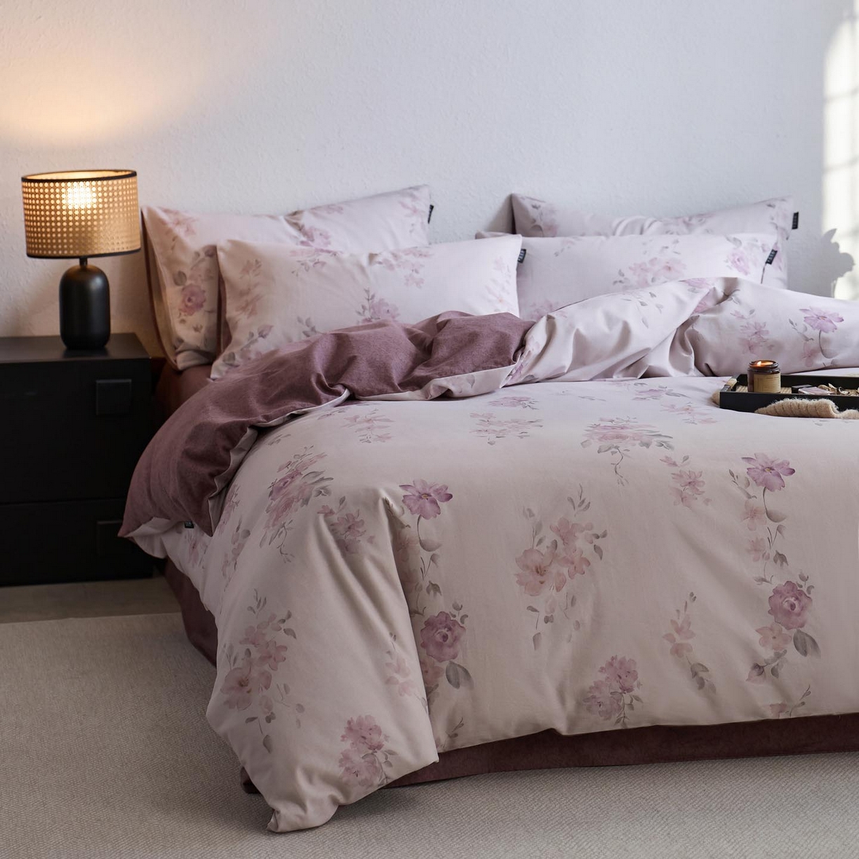 91家纺网 家纺一手货源 找家纺 涵宸家纺 2025新款全棉磨毛印花四件套-御岚 华韵-紫