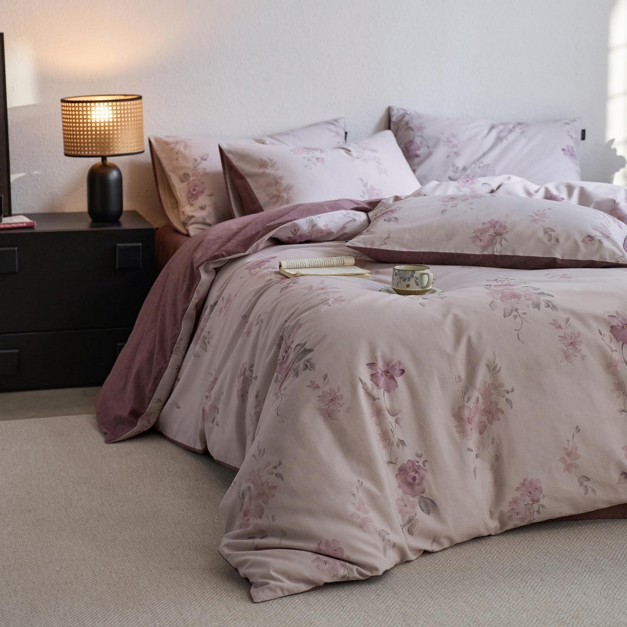 91家纺网 家纺一手货源 找家纺 涵宸家纺 2025新款全棉磨毛印花四件套-御岚 华韵-紫