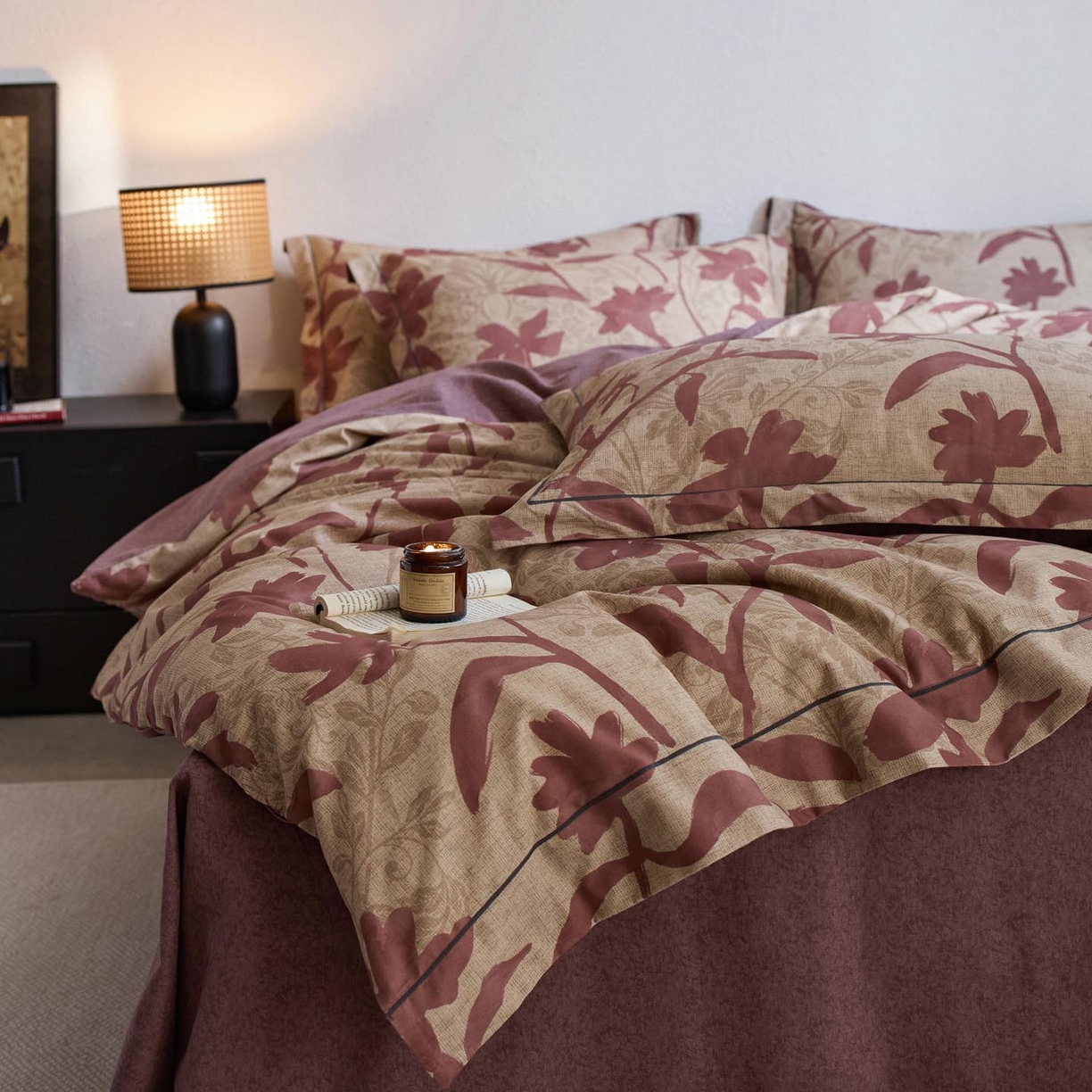 91家纺网 家纺一手货源 找家纺 涵宸家纺 2025新款全棉磨毛印花四件套-奥罗 枝语-红