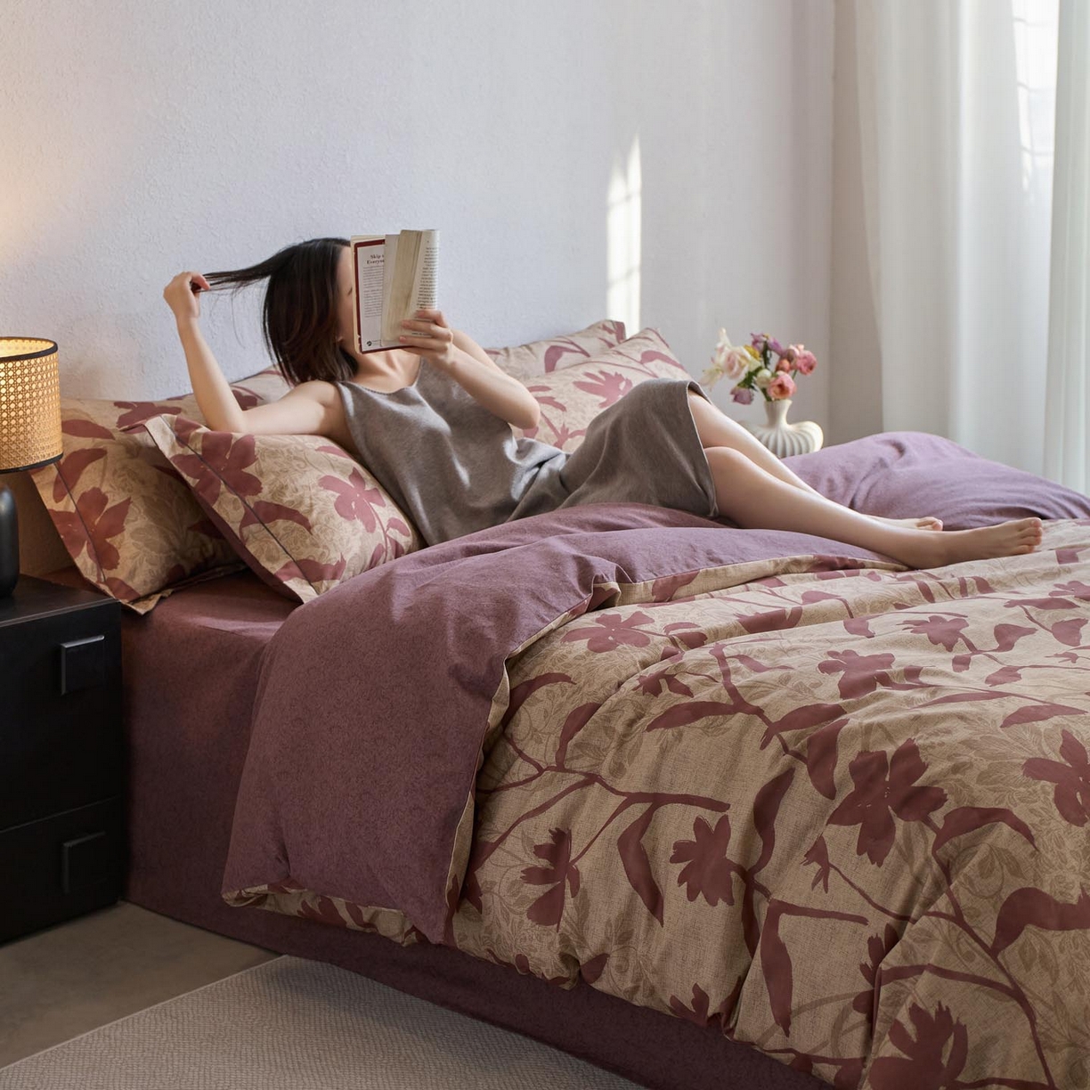 91家纺网 家纺一手货源 找家纺 涵宸家纺 2025新款全棉磨毛印花四件套-奥罗 枝语-红