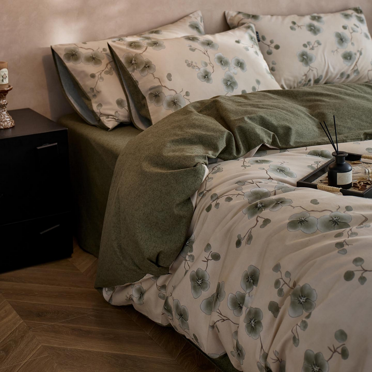 91家纺网 家纺一手货源 找家纺 涵宸家纺 2025新款全棉磨毛印花四件套-御岚 美觉-绿